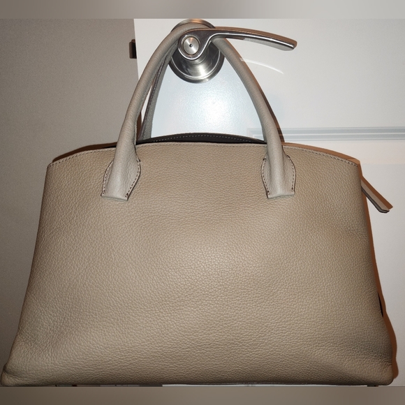 Iacucci Pebbled Italian Leather Tote Satchel Handbag in Stone Beige;New w/o Tags - Picture 2 of 16